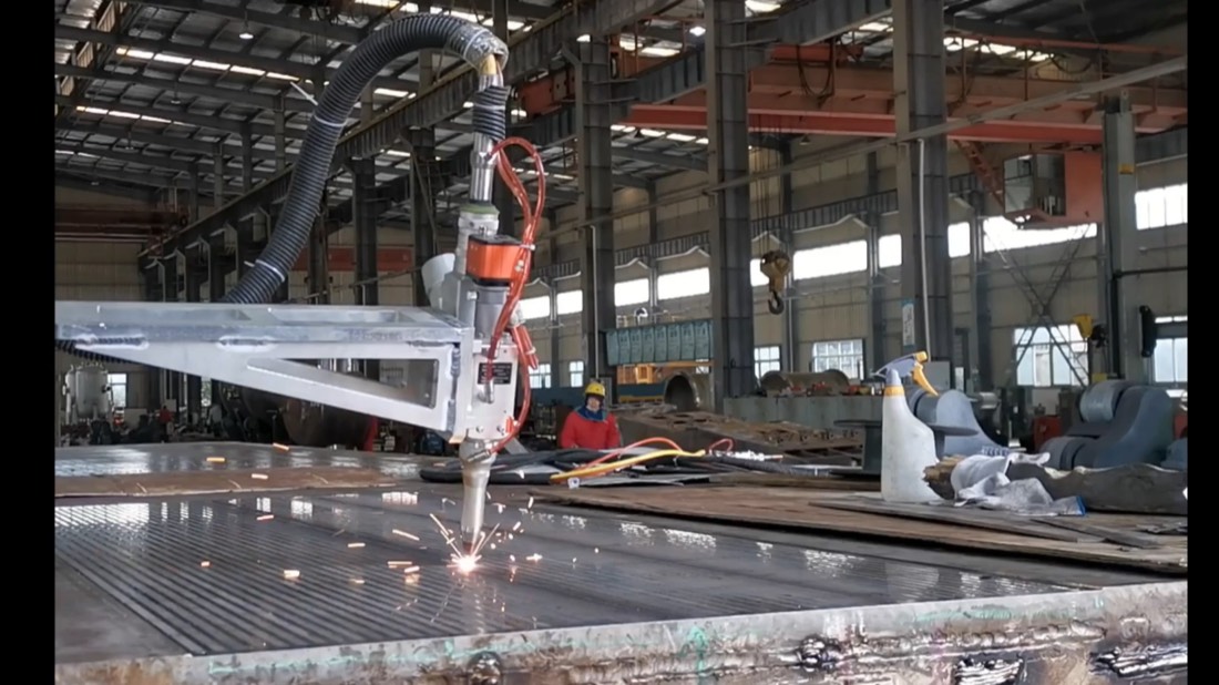Large part robotic laser processing setup