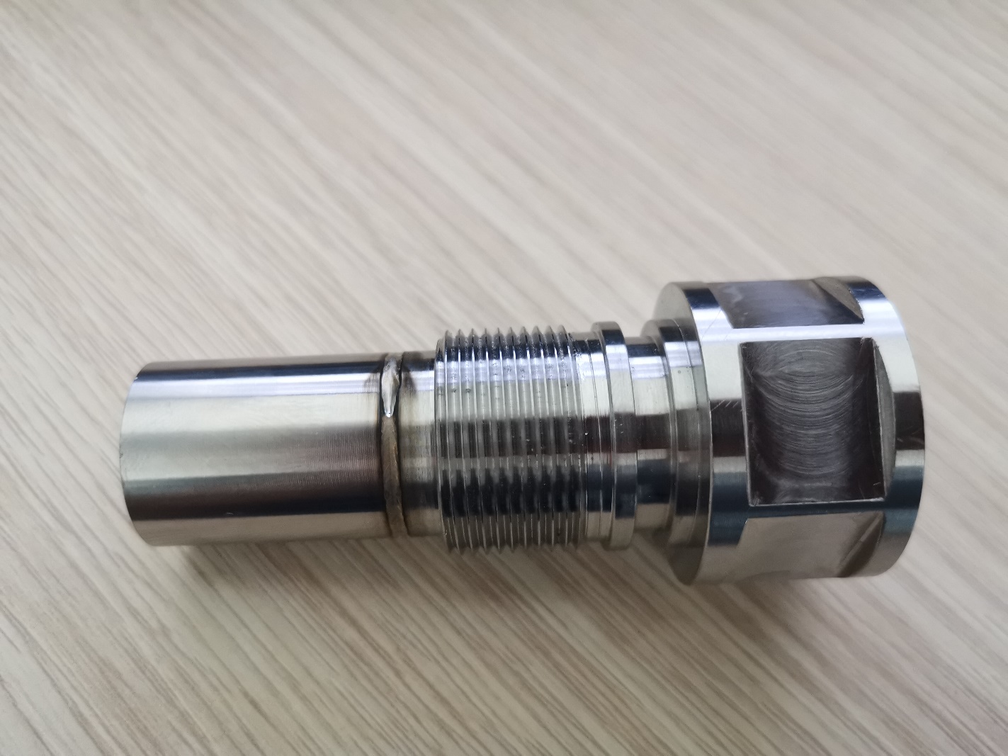 Thick stainless laser welded sample